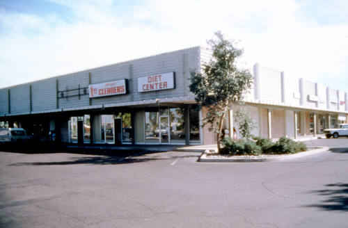 Broadway Marketplace, 913 E. Broadway Rd.