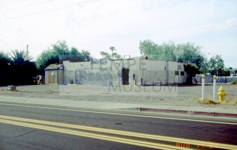 Sun Club, 1001 E. 8th St.