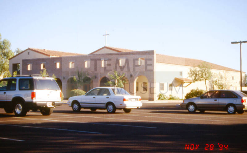 Mission del Sol Presbyterian Church, 1565 E. Warner Road