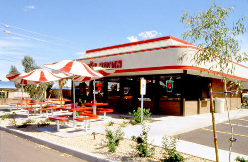 Rock'N Robin Restaurant, 1135 E. Apache Blvd.