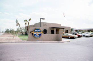 Valley National Bank, 6470 S. McClintock Dr.