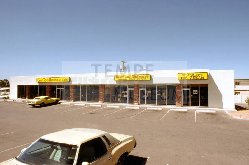 Small Shopping Plaza, 722-790 W. Broadway Rd.