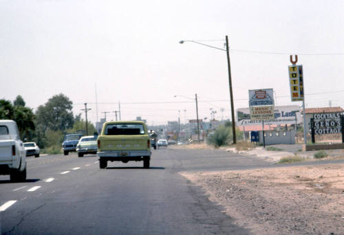 Street scene near 1826 N. Scottsdale Rd.