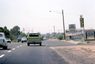 Street scene near 1826 N. Scottsdale Rd.