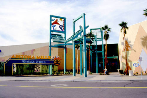 Arizona Mills entrance, 5000 Arizona Mills Circle