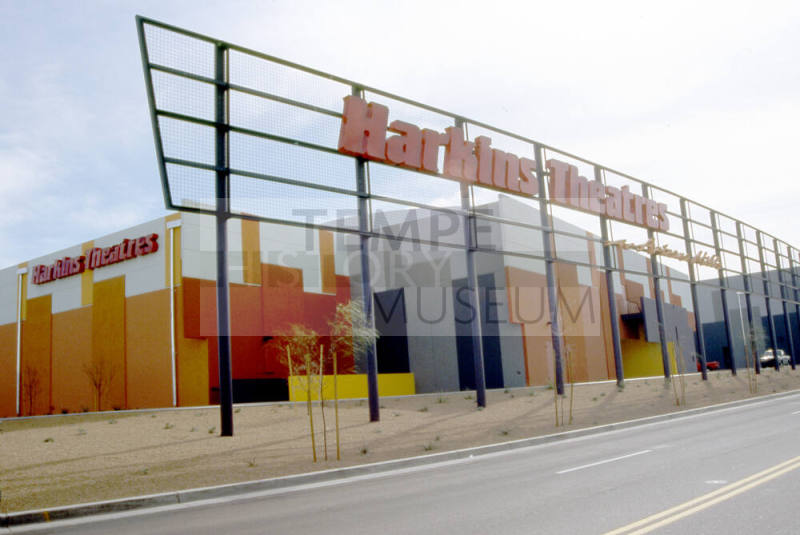 Harkins Theatres sign, 5000 Arizona Mills Circle