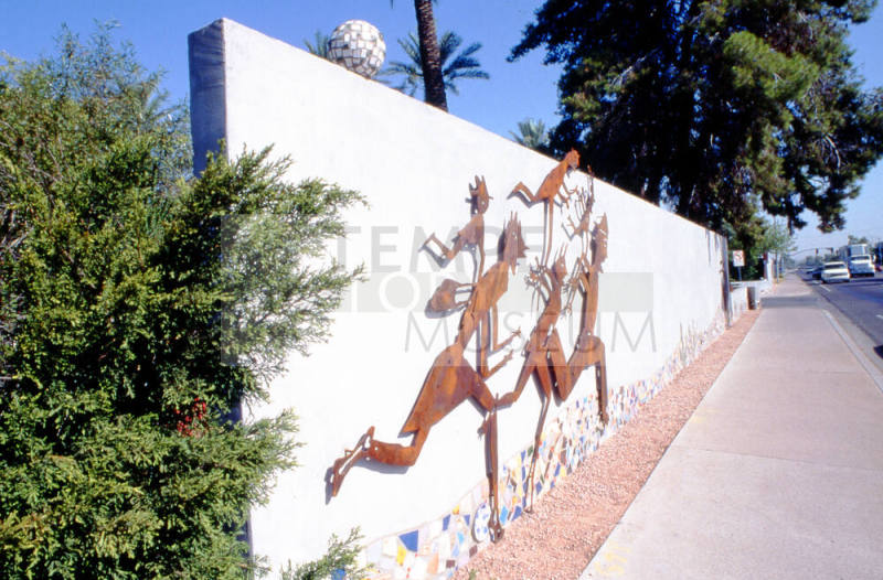 Date Palm Manor wall, Broadway Rd. and S. Mill Ave.