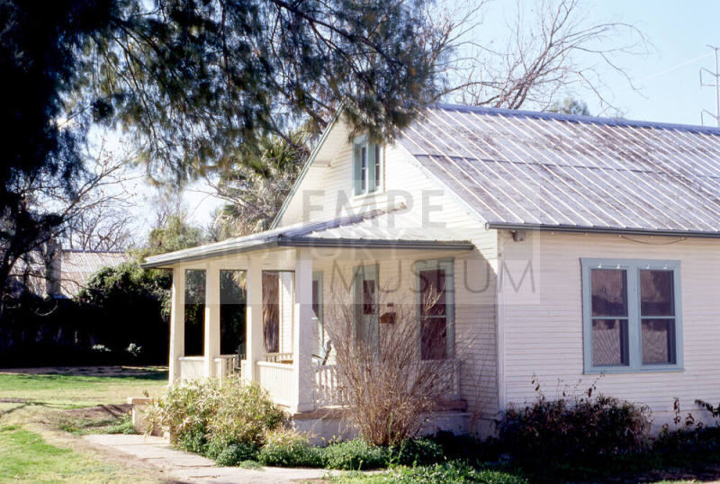 Hiatt-Barnes House, 1104 S. Ash Ave.