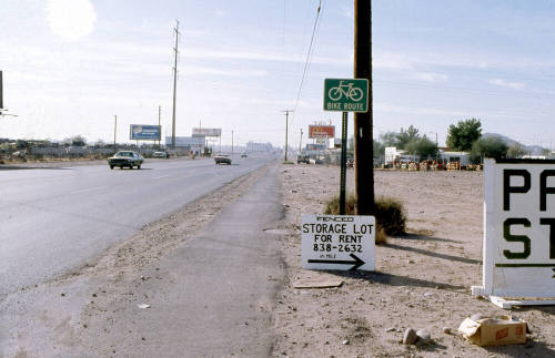 View south along N. Scottsdale Rd.