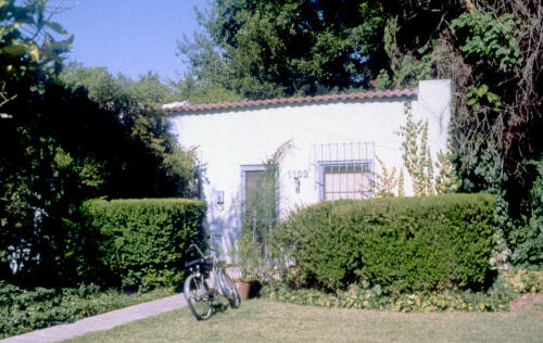 Residence, 1102 S. Maple Ave.