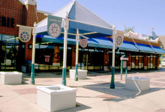 Centerpoint Shops on 6th St.