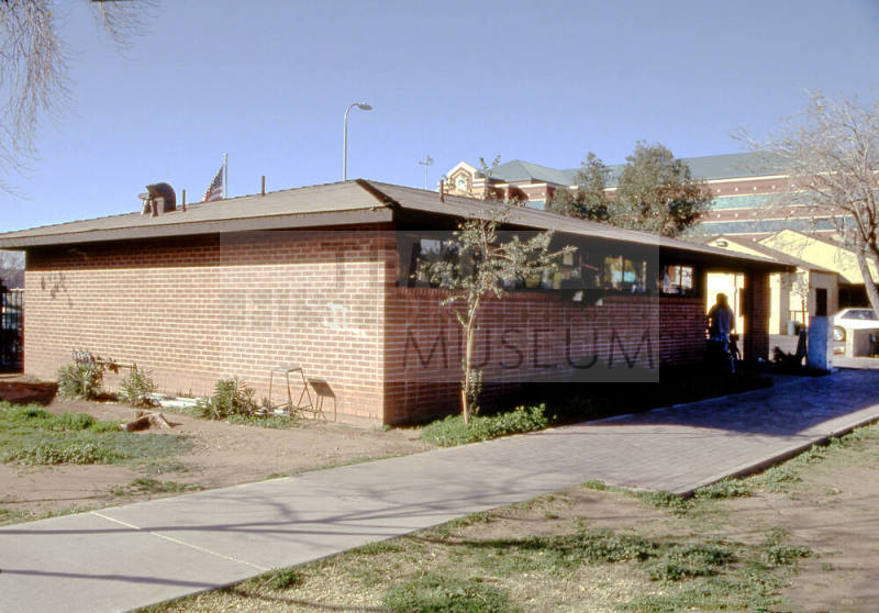 Brick building, 110 E. 7th St.