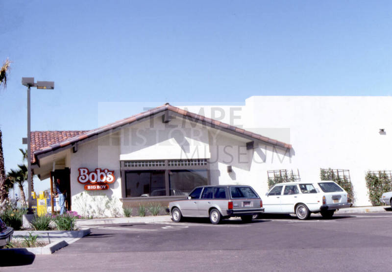 Bob's Big Boy restaurant, 1528 E. Southern Ave.