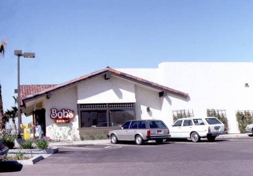 Bob's Big Boy restaurant, 1528 E. Southern Ave.