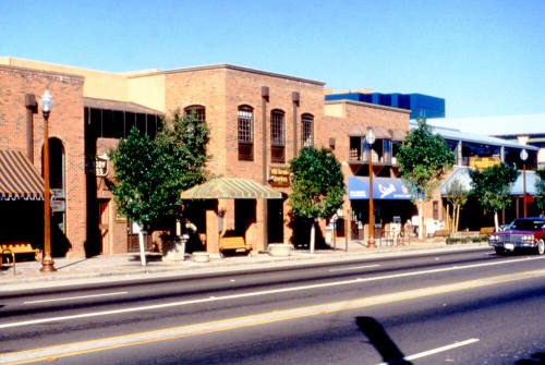 Street Scene - 414 S. Mill Avenue