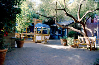 Courtyard Shops