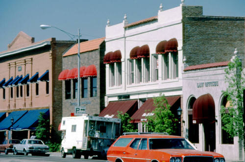 Businesses, 400 Block of S. Mill Avenue