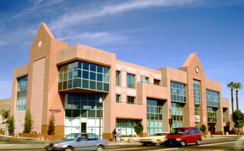 Valley Towne Plaza, 16 E. University Avenue