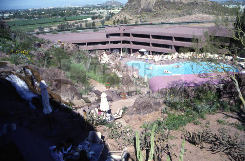 Westcourt in the Buttes, 2000 W. Westcourt Way
