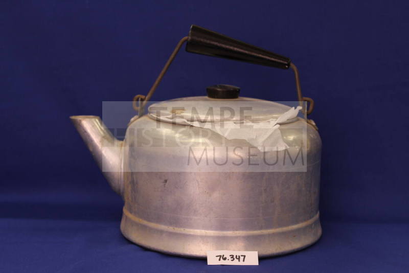 Kettle, Tea