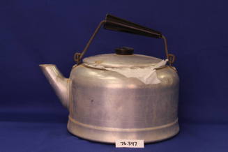 Kettle, Tea