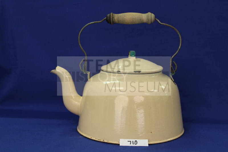 Enameled teakettle