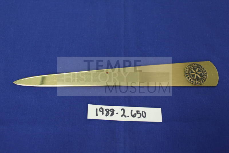 Rotary letter opener