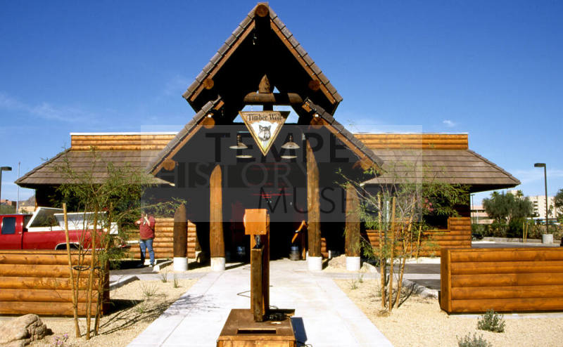 Timber Wolf Pub, 740 E. Apache Blvd.
