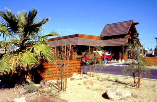 Timber Wolf Pub, 740 E. Apache Blvd.