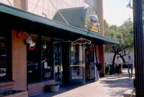 Mill Cue Club, 607 S. Mill Ave.