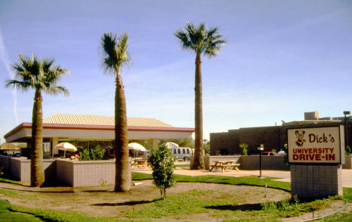Dick's University Drive In, 855 S. Rural Rd.