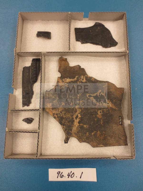 Newspaper plate