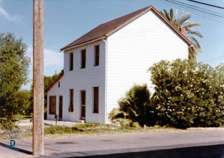 Bentley residence, 18 W. 6th St.