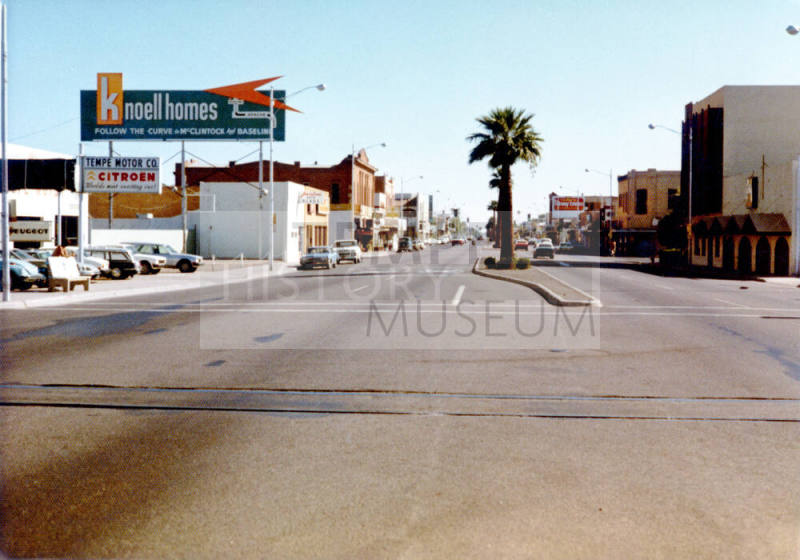 Mill Avenue looking south