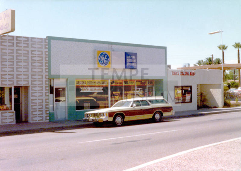 Businesses at 608-610 S. Mill Ave.