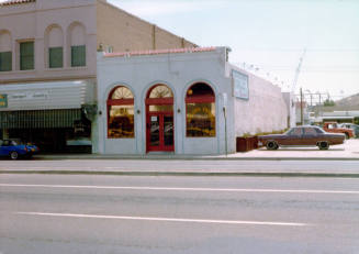 Shops at 423 S. Mill Avenue