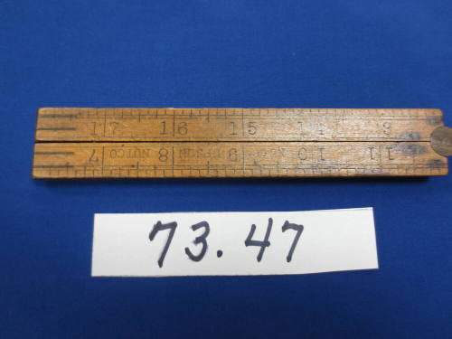 Folding ruler