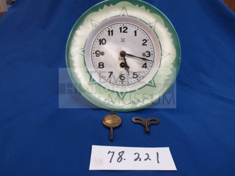 Wind Up Kitchen Clock