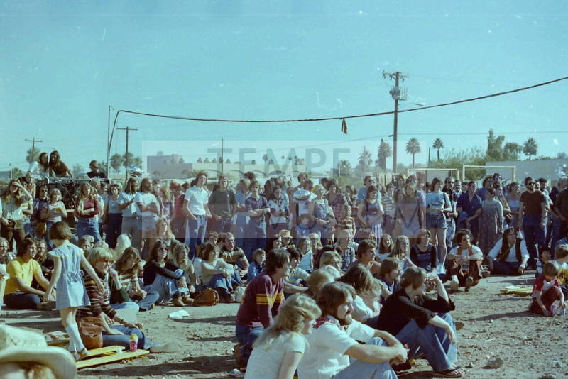 Audience at Hayden's Ferry Arts and Crafts Fair