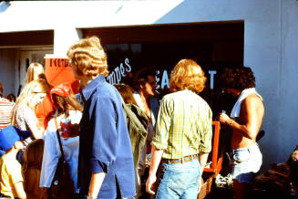 1975 Haydens Ferry Arts & Craft Fair - people on street