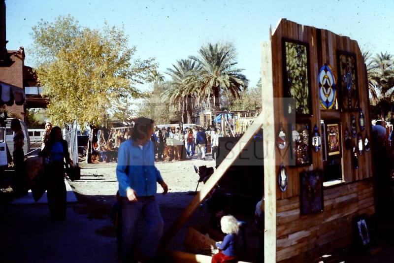 1976 Haydens Ferry Arts & Craft Fair displays