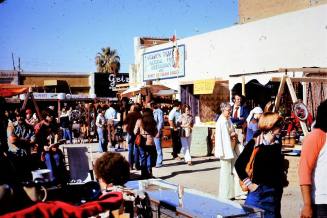 1976 Haydens Ferry Arts & Craft Fair, alley near 423 S. Mill Ave.