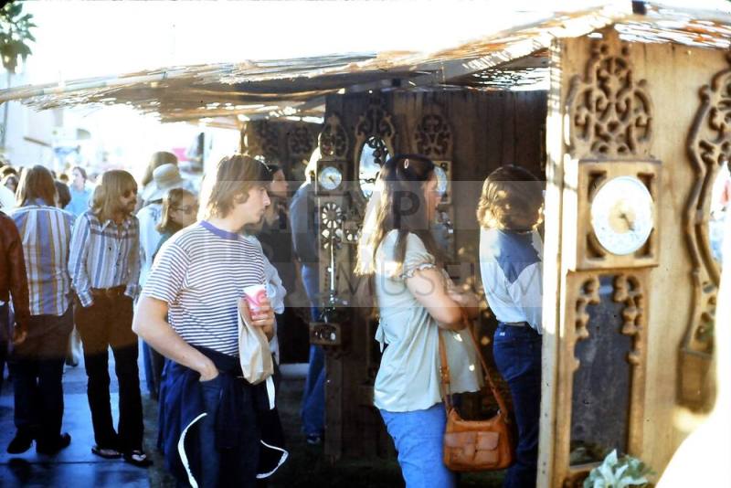 People at 1976 Haydens Ferry Arts & Craft Fair booth