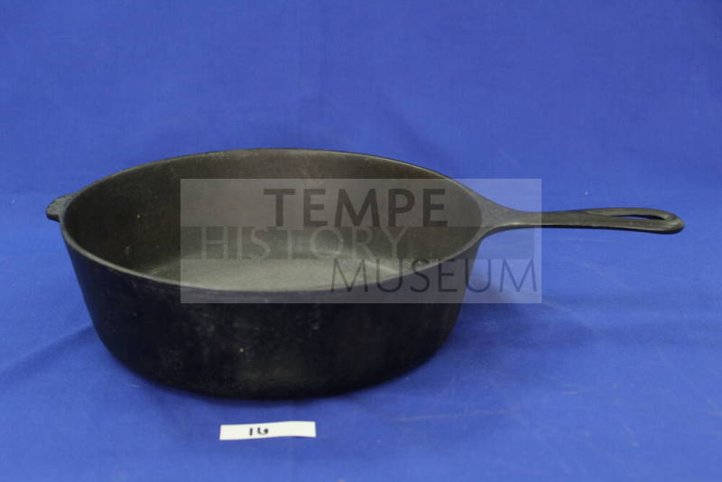 Wagner Ware Cast Iron Skillet