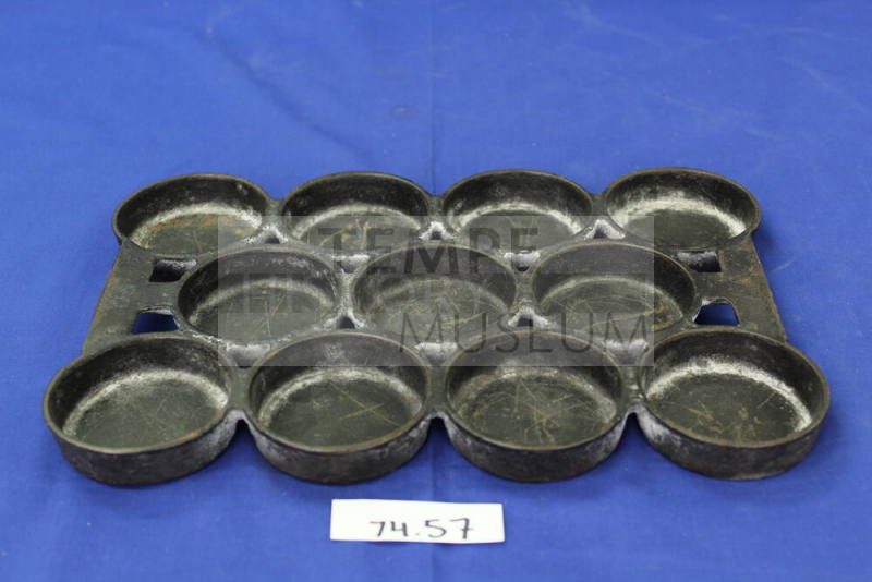 Cast Iron Gem Pan