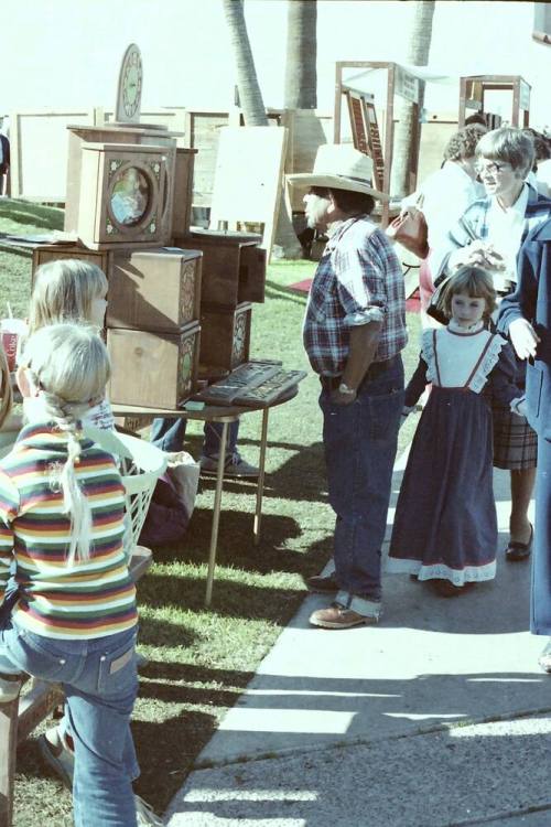 1981 Haydens Ferry Arts & Craft Fair Crowd