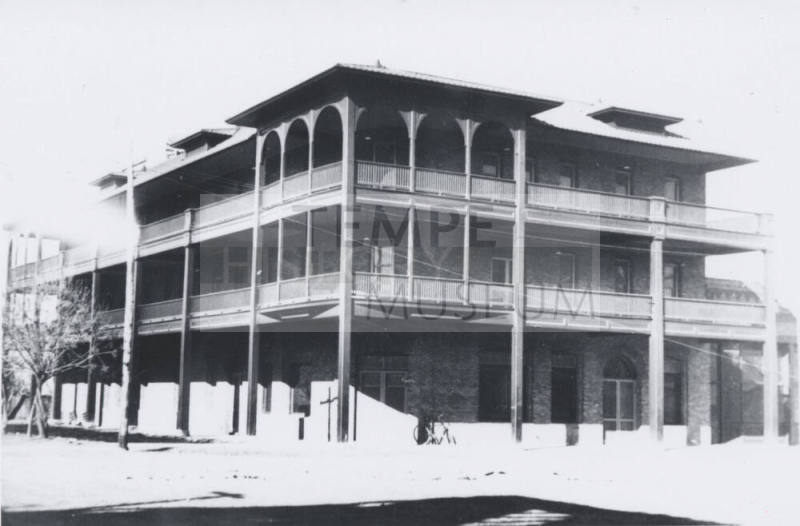 Hotel Casa Loma-320 S. Mill Avenue Tempe