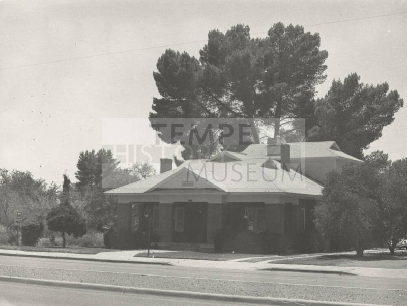 Robert K. Minson House-1034 S. Mill Ave