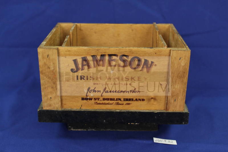 Jameson Irish Whiskey Napkin and Cutlery Holder from Rula Bula