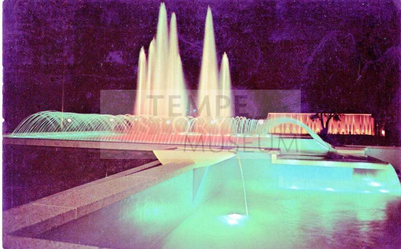 Postcard of Salt River Project Fountain, Tempe, Arizona.